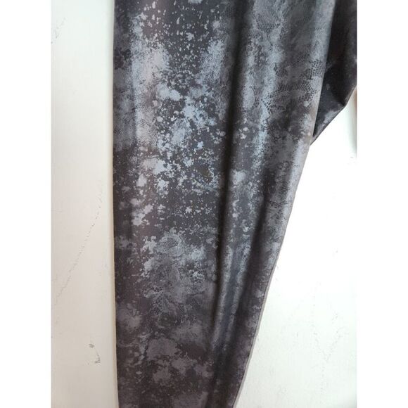 Athleta Women Metallic Black "Elation Ultra High Rise" Athletic Leggings size 1X - Picture 3 of 8